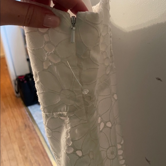 Lilly Pulitzer Size 14 White 100%Cotton Cottage Floral Short Resort Preppy Dress - Picture 4 of 10